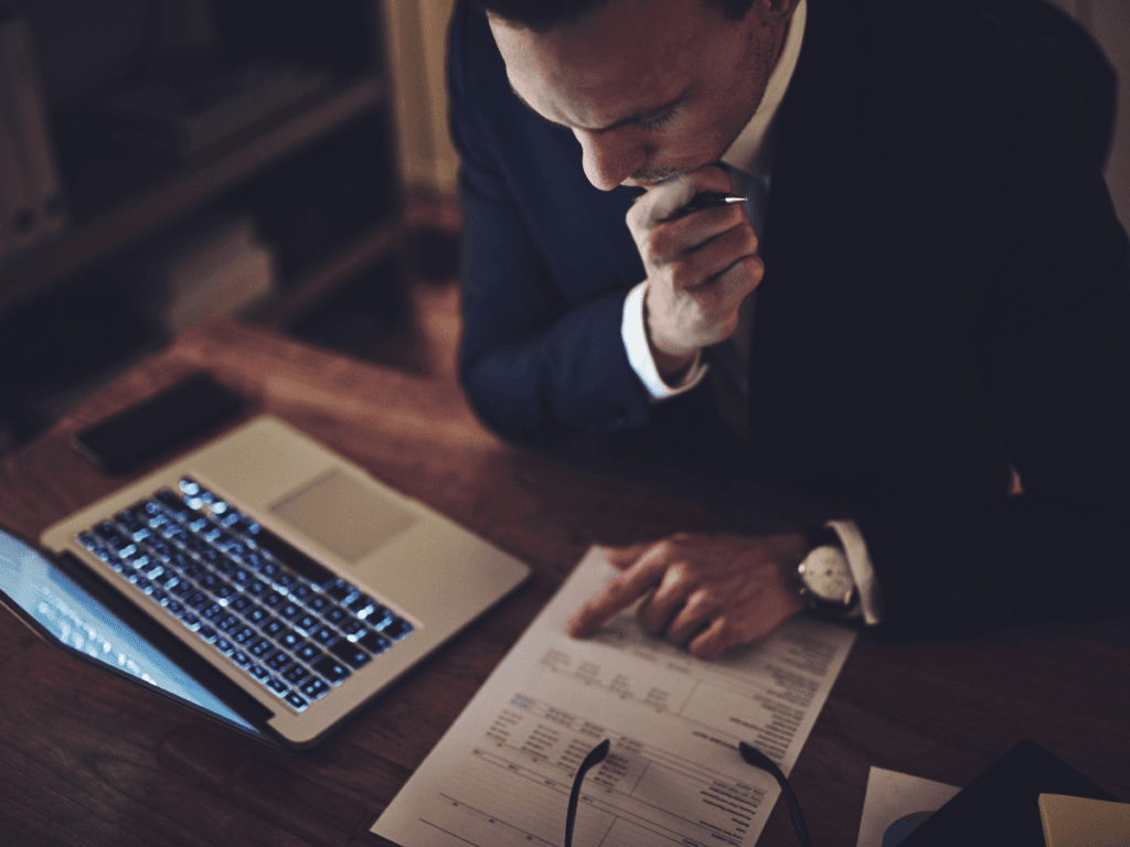 Escritório de contabilidade em Itajaí ajudando se negócio a crescer de forma organizada.